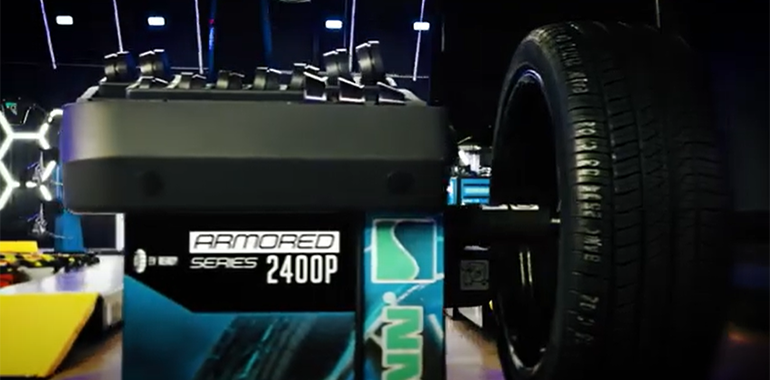 video of Armored Series 2400P Wheel Balancer